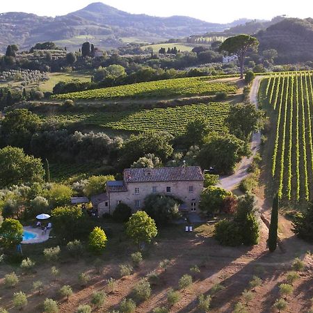 فيلا Montepulciano Stazioneفي La Falconara المظهر الخارجي الصورة